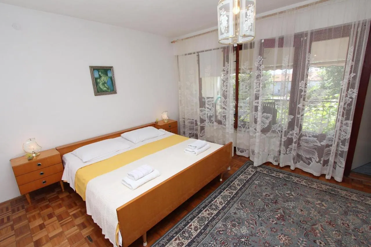 Rooms And Apartments Dino Rovigno 0*,