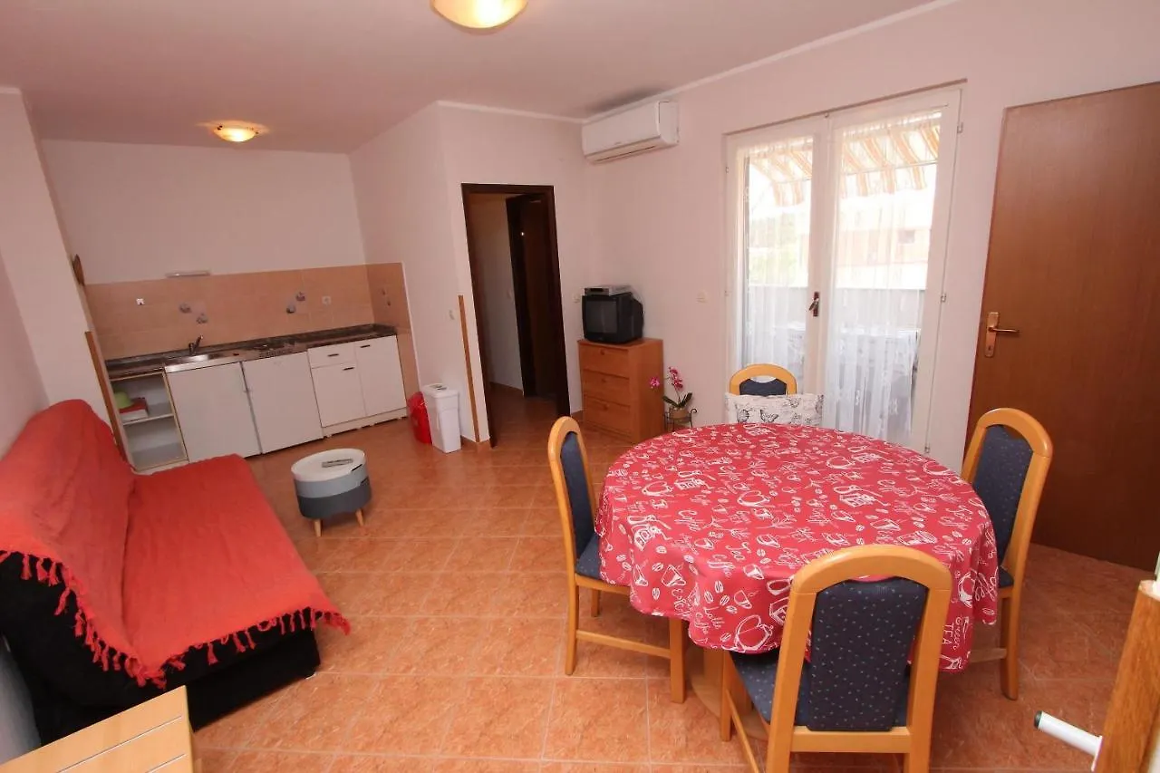 Rooms And Apartments Dino Rovigno