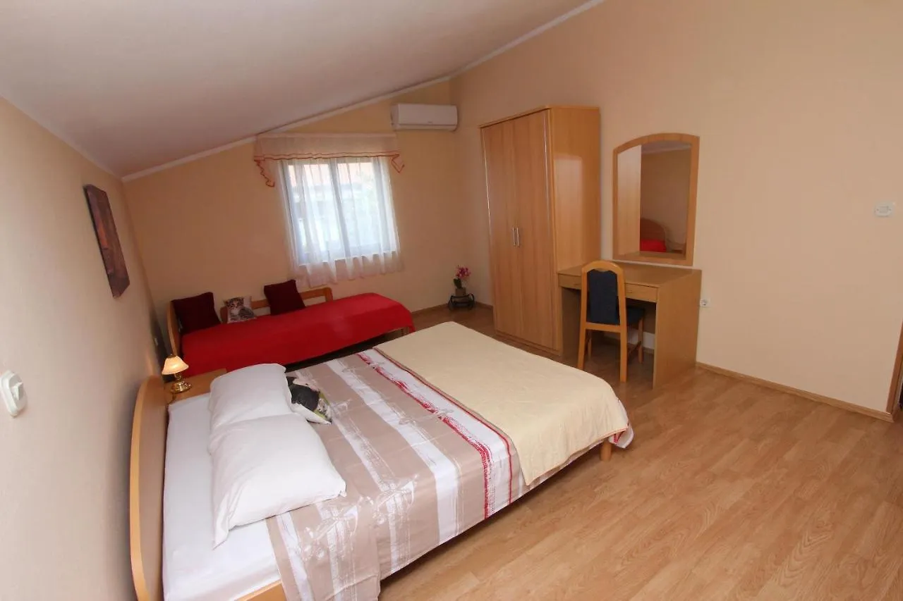 Rooms And Apartments Dino Rovinj 0*,