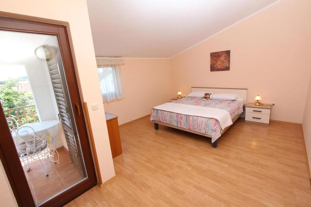 Rooms And Apartments Dino Rovigno