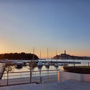  Apartman Olivera