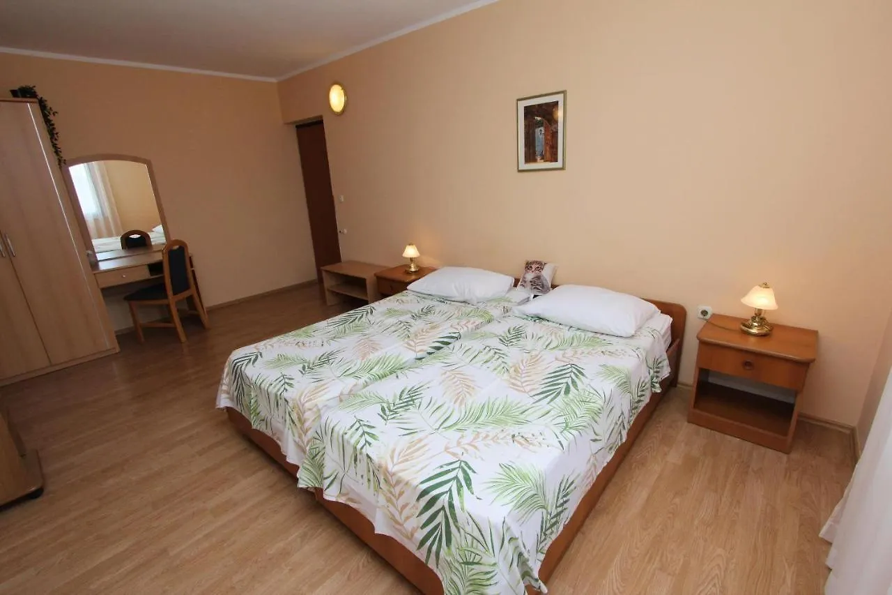 Rooms And Apartments Dino Rovinj