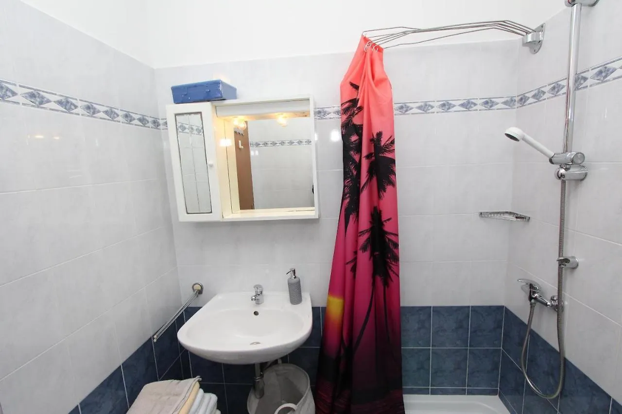 Rooms And Apartments Dino Rovinj