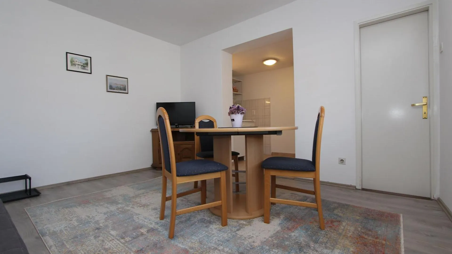 Rooms And Apartments Dino Rovinj Kroatië